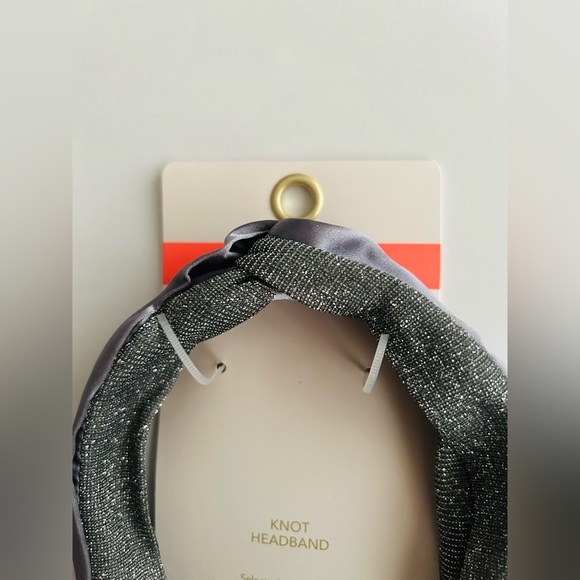 New Glamsquad Silver and Silver Glitter Pleated Knot Fabric Headband Knot GSQ - Picture 11 of 12